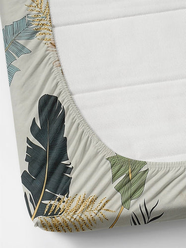 https://cdn.shopify.com/s/files/1/1857/6931/products/9cbfec8f-e971-44f3-9758-5d3449b2f27a1677129385362Bedsheets3.jpg?v=1703164084